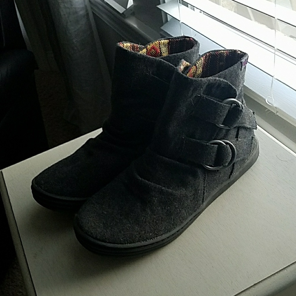 Blowfish booties
